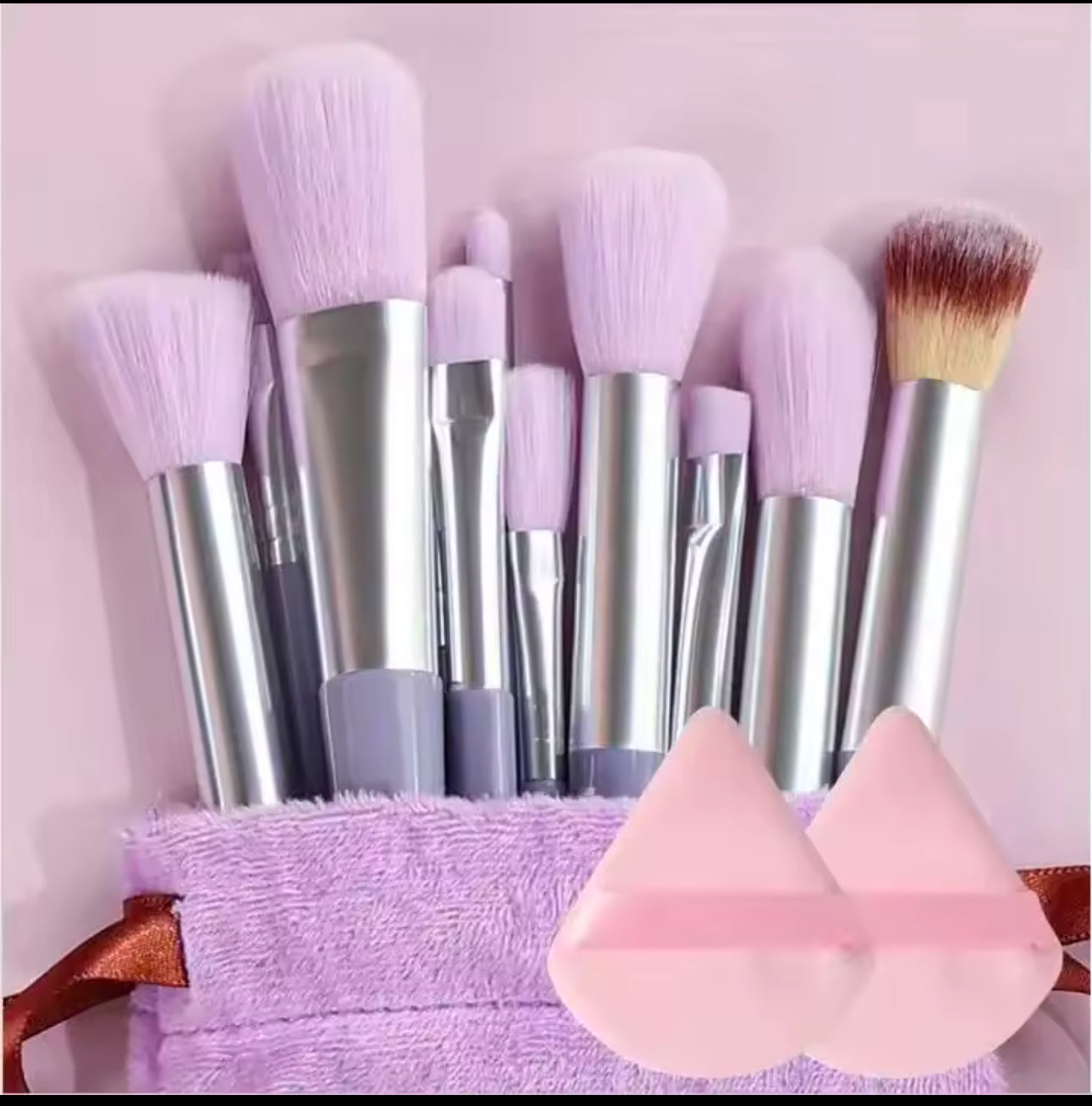 Set de 13 pinceaux maquillage + 1 éponge blender – Finition professionnelle